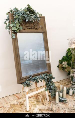 Un endroit bien frappé pour rencontrer les clients pour célébrer le mariage Banque D'Images