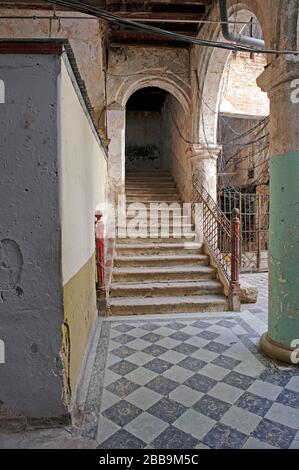 Escalier intérieur dans une résidence. La Havane Cuba Banque D'Images