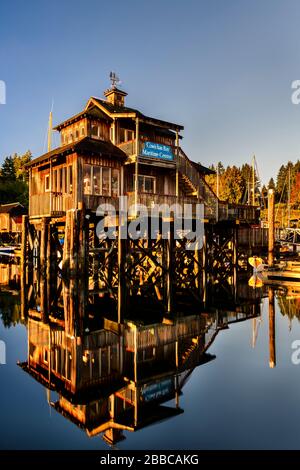 Le Centre maritime de Cowichan Bay à Cowichan Bay, Colombie-Britannique, Canada Banque D'Images