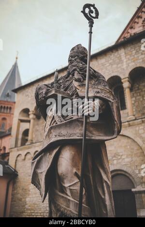 Statue de Saint-Boniface, Mayence Banque D'Images