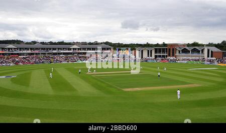 Une vision générale de l'action au cours de la deuxième journée du quatrième match test Investec Ashes à l'Emirates Durham ICG, Durham. Banque D'Images