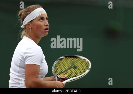 Yulia Putintseva du Kazakhstan en action contre Kirsten Flipkens en Belgique Banque D'Images