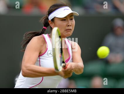 Shuai Peng en Chine en action avec Marina Erakovic en Nouvelle-Zélande Banque D'Images