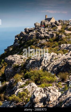 Afrique du Sud, le Cap, Tafelberg Road, Table Mountain, Aerial Cableway station, environnement rocheux à côté de la voie menant au café et au magasin Banque D'Images