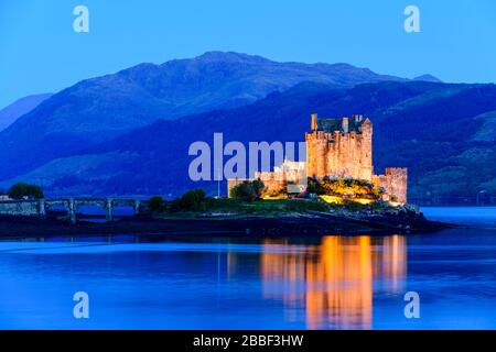 Château d'Eilean Donan à Dornie, Écosse. Banque D'Images