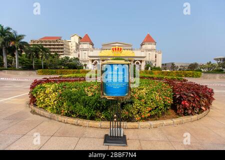 Da Nang, Vietnam. 31 mars 2020. Les plages populaires de Da Nang ont été enfermées pour empêcher la propagation du virus COVID-19. Ici un casino a été temporairement fermé. (Crédit photo: Gonzales photo/Alay Live News Banque D'Images