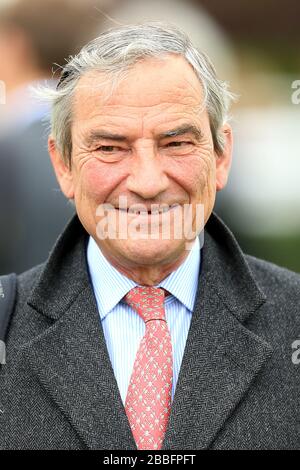 Luca Cumani, formateur. Banque D'Images