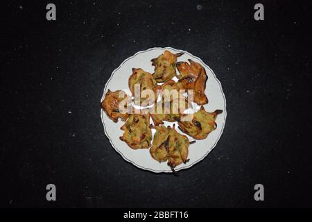 Pokaray de légumes cuits avec de l'espace pour ajouter du texte Banque D'Images