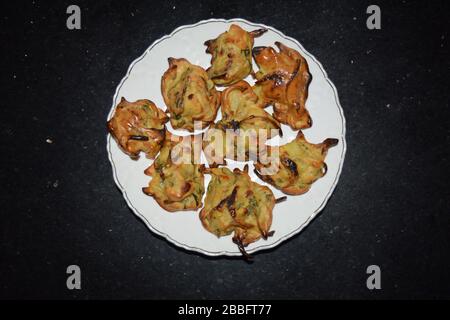 Pokaray de légumes cuits avec de l'espace pour ajouter du texte Banque D'Images