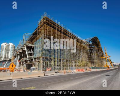 Las Vegas, 30 MARS 2020 - vue de l'après-midi sur le site de la construction du nouveau centre des congrès Banque D'Images