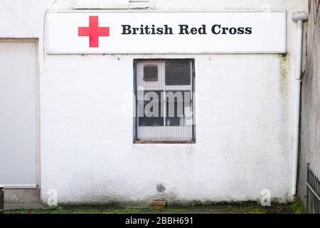 Londres, Angleterre / Royaume-Uni - 21 mars 2020: La Croix-Rouge britannique aide à la propagation du Coronavirus Banque D'Images