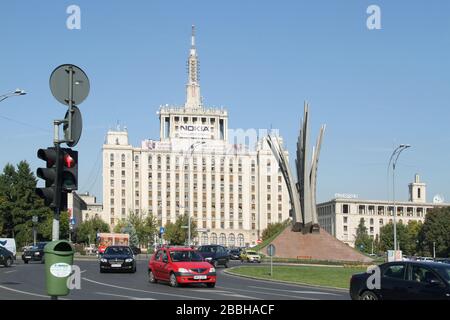 Bucarest, Roumanie: Piata Presei Libere (la presse libre Plazza) Banque D'Images