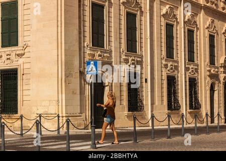 Malte, la Valette : Auberge de Castille sur la place Castille Banque D'Images