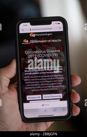 Une alerte de la fonction publique envoyée à tous les téléphones du Maryland pour avertir des restrictions sociales dues à la pandémie de coronavirus COVID - 19 Banque D'Images