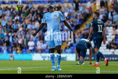 Jordy Hiwula de Coventry City réagit après une occasion manquée Banque D'Images