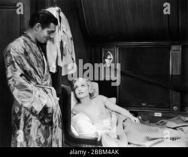 CLARK ET CAROLE LOMBARD EN AUCUN HOMME DE SA PROPRE directrice de 1932 WESLEY RUGGLES Paramount Pictures Banque D'Images