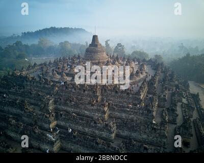 Borobudur le plus grand site bouddhiste Saint dans le monde Banque D'Images