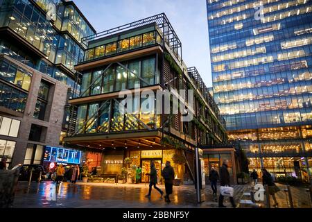 Le Ivy Spinningfields Manchester la nuit Banque D'Images