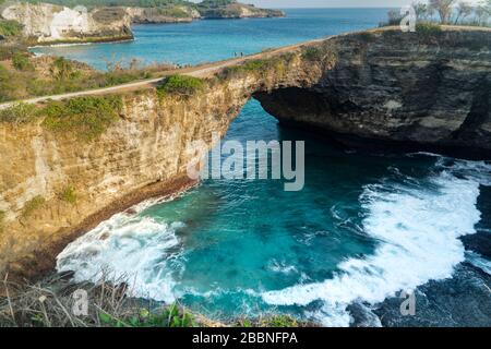 Broken plage à Nusa Penida Bali Indonésie drone vue Banque D'Images