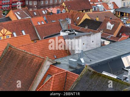 Aalborg, sur les toits. Tiré du toit du grand magasin de Salling, situé à: Nytorv 8, 9000 Aalborg, Danemark. Banque D'Images