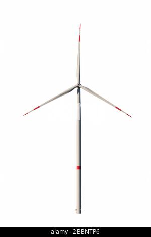 Wind turbine isolé sur fond blanc Banque D'Images
