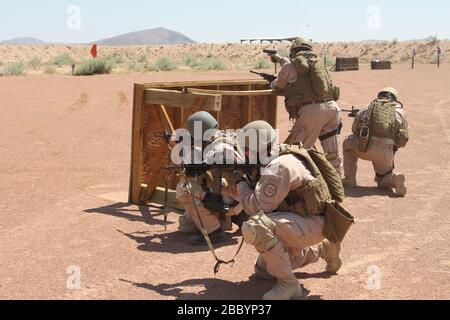 BST-18 membres de l'équipe de BORTAC à El Paso, Texas, où ils reçoivent des techniques de formation avancées avant de se déployer en Irak Banque D'Images