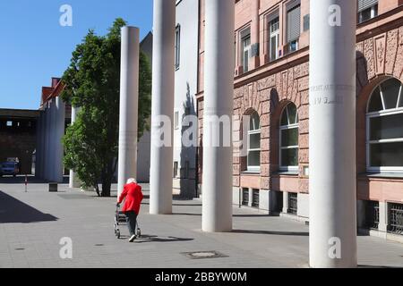 NUREMBERG, ALLEMAGNE - 7 MAI 2018 : mode des droits de l'homme (Strasse der Menschenrechte) à Nuremberg, Allemagne. Il a été ouvert en 1993. Banque D'Images