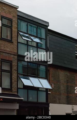Snack Box OSL Overstone House, Wimple Way, East Acton, Londres, Banque D'Images