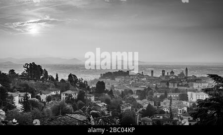Image du stock de Bergame dans la région de Lombardie en Italie près de Milan prise avant l'éclosion de Coronavirus. Banque D'Images
