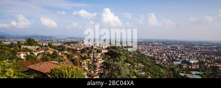 Image du stock de Bergame dans la région de Lombardie en Italie près de Milan prise avant l'éclosion de Coronavirus. Banque D'Images