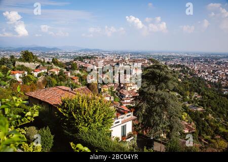 Image du stock de Bergame dans la région de Lombardie en Italie près de Milan prise avant l'éclosion de Coronavirus. Banque D'Images