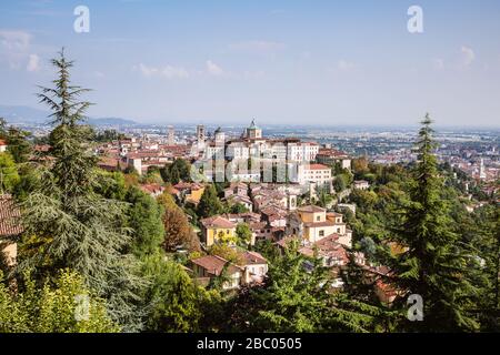 Image du stock de Bergame dans la région de Lombardie en Italie près de Milan prise avant l'éclosion de Coronavirus. Banque D'Images