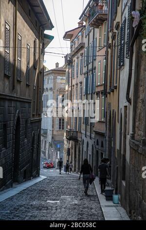 Image du stock de Bergame dans la région de Lombardie en Italie près de Milan prise avant l'éclosion de Coronavirus. Banque D'Images