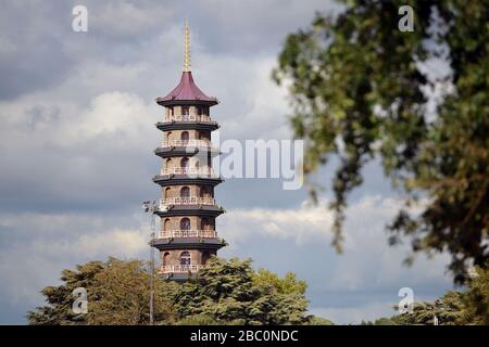 Great Pagoda, Royal Botanic Gardens, Kew Gardens, Richmond London, Royaume-Uni Banque D'Images