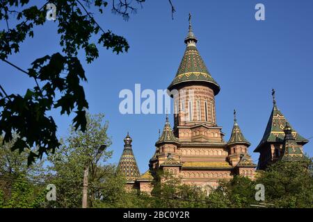 Roumanie, Timis, Timisoara, vue sur la cathédrale orthodoxe métropolitaine, vieille ville. Banque D'Images