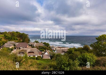 Allemagne, Mecklembourg-Poméranie-Occidentale, Ostseeküste, Ostsee, Insel Rügen, Kap Arkona, Vitt, Dorf, Wohnhäuser, reetgedeeckt Banque D'Images