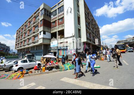 Le marché dynamique de Mercato à Addis-abeba est l'un des plus grands marchés au monde. Banque D'Images