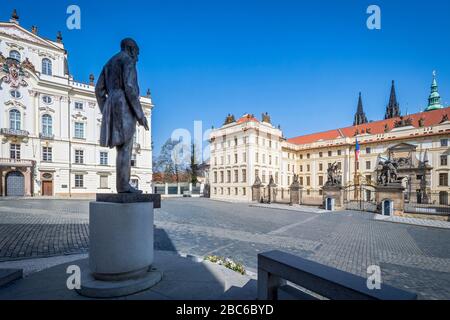 Place sans peuplement du Château de Prague, république tchèque, pendant le carême du Covid-19 Banque D'Images