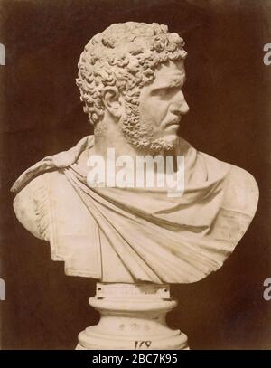 Buste de marbre de l'empereur romain Caracalla, Musée National, Naples, Italie, 1890 Banque D'Images