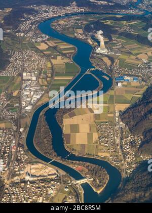 Vue aérienne, Aare avec la centrale nucléaire de Leibstadt Banque D'Images