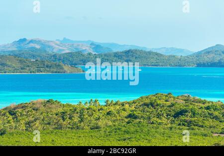 Vue de dessus de l'île de Nacula et de l'île de Nanuya Lailai, groupe d'îles Yasawa, Fidji, îles du Pacifique Sud, Banque D'Images