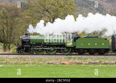 Un train à vapeur sur le chemin de fer de Llangollen Banque D'Images
