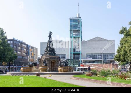 Paradeplatz avec la pyramide Grupello et Stadthaus N 1, Mannheim, Bade-Wurtemberg, Allemagne, Europe Banque D'Images