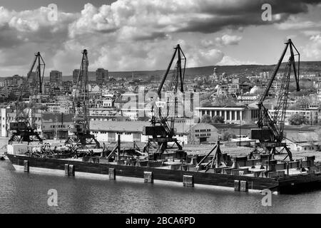 Navire, Port de Varna, province homonyme, Bulgarie Banque D'Images