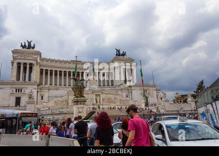Autel de la Patrie-Altare della Patria à la Piazza Venezia-Grand marbre, temple classique honorant les premiers soldats du roi et de la première Guerre mondiale d'Italie Banque D'Images