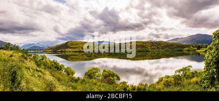 Vue panoramique sur le lac Hayes, près de Queenstown, Otago, Nouvelle-Zélande Banque D'Images