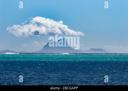 Vue spectaculaire sur l'île Bora Bora , les îles de la Société, la Polynésie française, les îles du pacifique Sud Banque D'Images