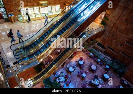 Trump Tower, Atrium , 56 th Street, Donald Trump, Manhattan, New York Banque D'Images