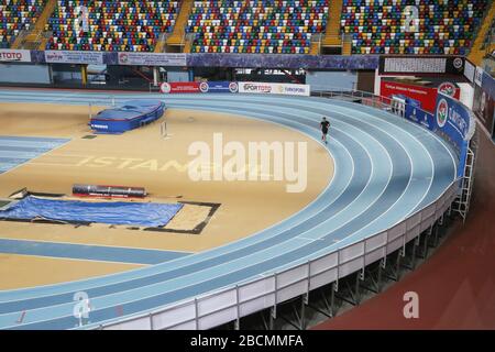 ISTANBUL, TURQUIE - 15 OCTOBRE : piste sportive Asli Cakir Alptekin le 15 octobre 2019 à Istanbul, Turquie. Banque D'Images