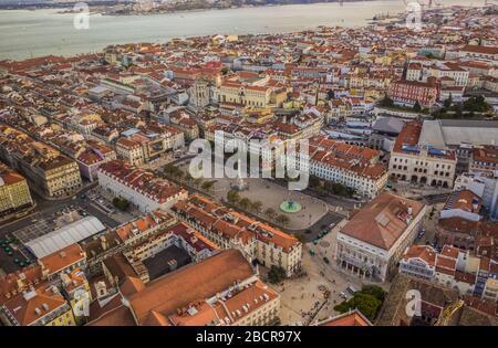 Rossio Square Lisbonne au Portugal, vue aérienne sur la drone Banque D'Images